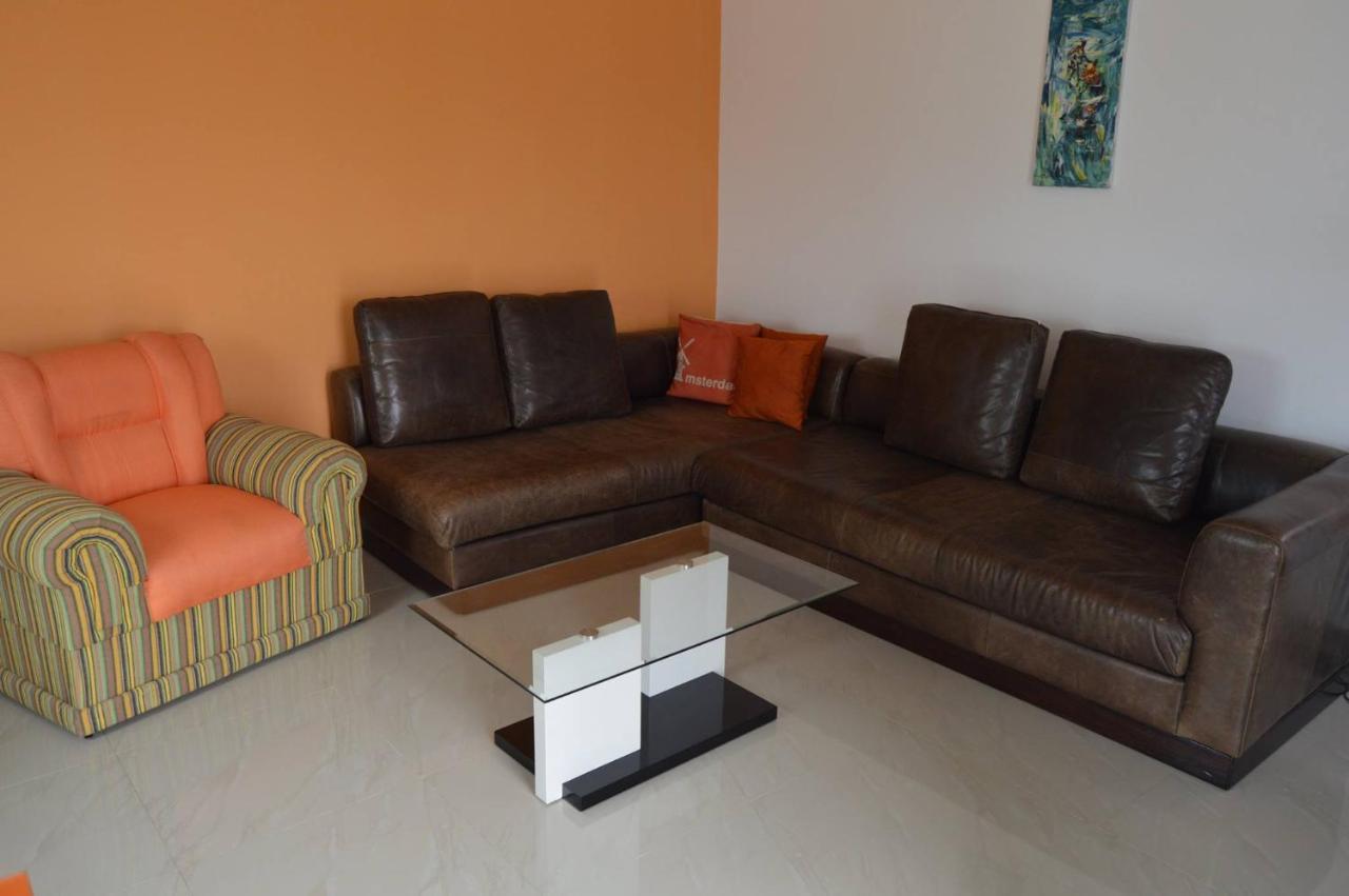 פראייה Apartamento T1 Mobiliado Com Wi-Fi מראה חיצוני תמונה